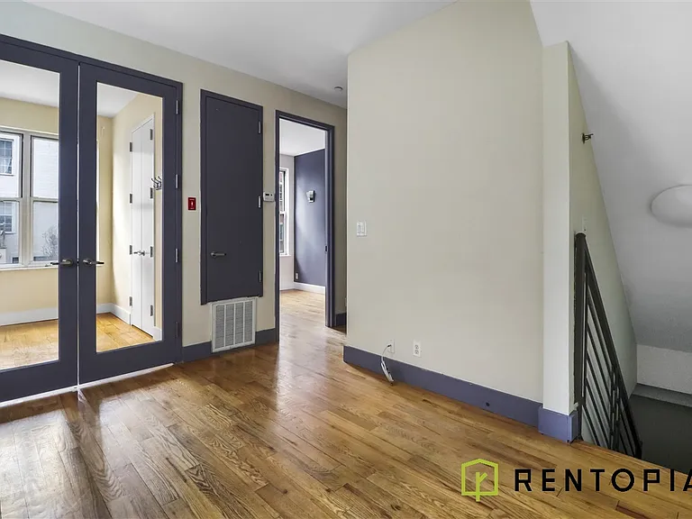 24 Havemeyer St #1G — Photo 2