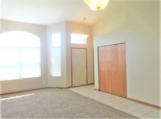 343 Coneflower Dr, Minooka, IL 60447