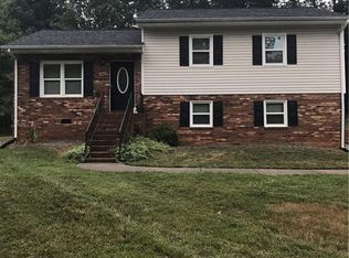 3489 Day Rd, Walkertown, NC 27051