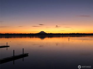 2417 Beach View Ln NW, Olympia, WA 98502