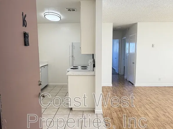 Mauna Loa Apartments, 1810 Broadway St #16, Oceanside, CA 92054
