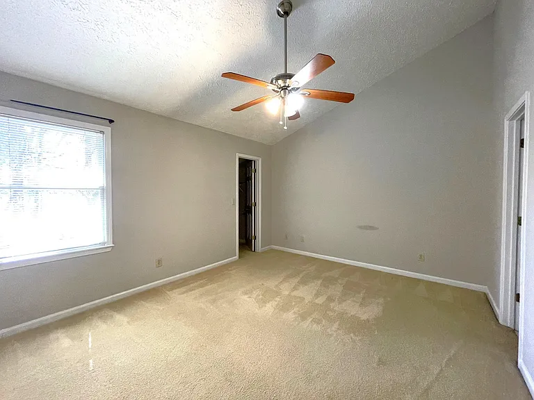 4002 Elm St — Photo 14