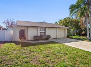 4726 Grove Point Dr, Tampa, FL 33624