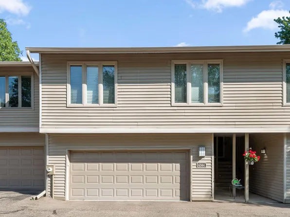 6304 Falcon Ct, Edina, MN 55436