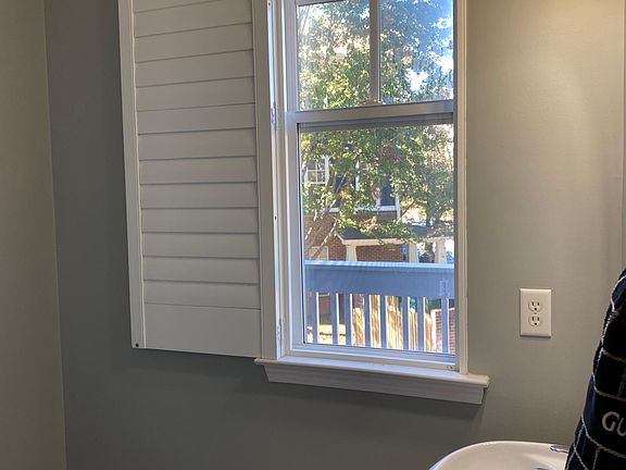 Main Floor Half Bath