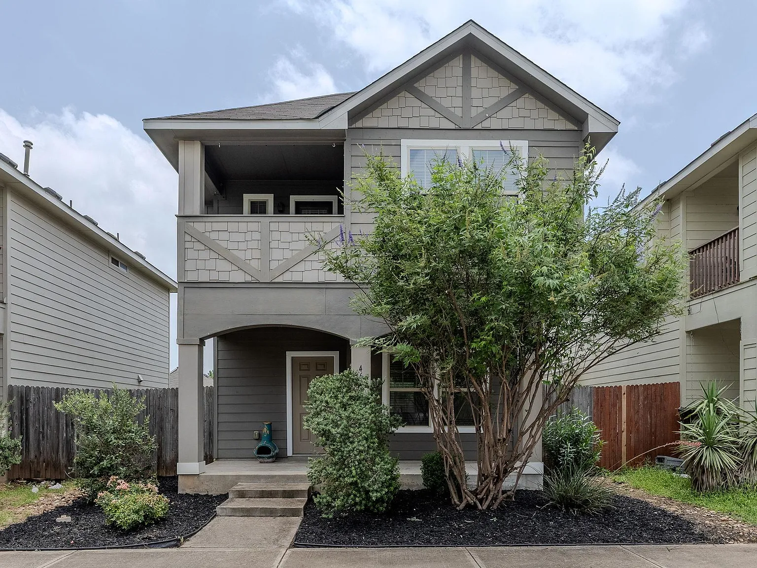 3 bed, 2.5 bath, 1310 sqft, $1,675 — Photo 1