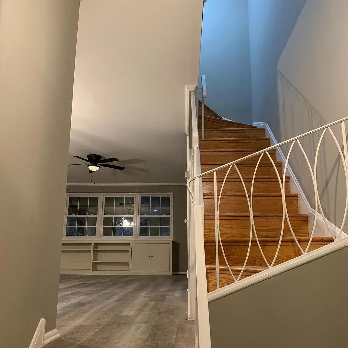 3 bed, 1360 sqft, $2,300 — Photo 4