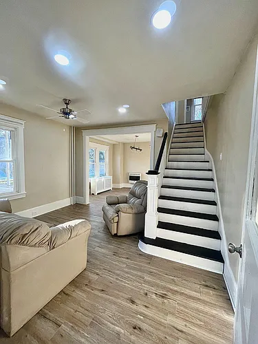 321 Union Ave Photo 1