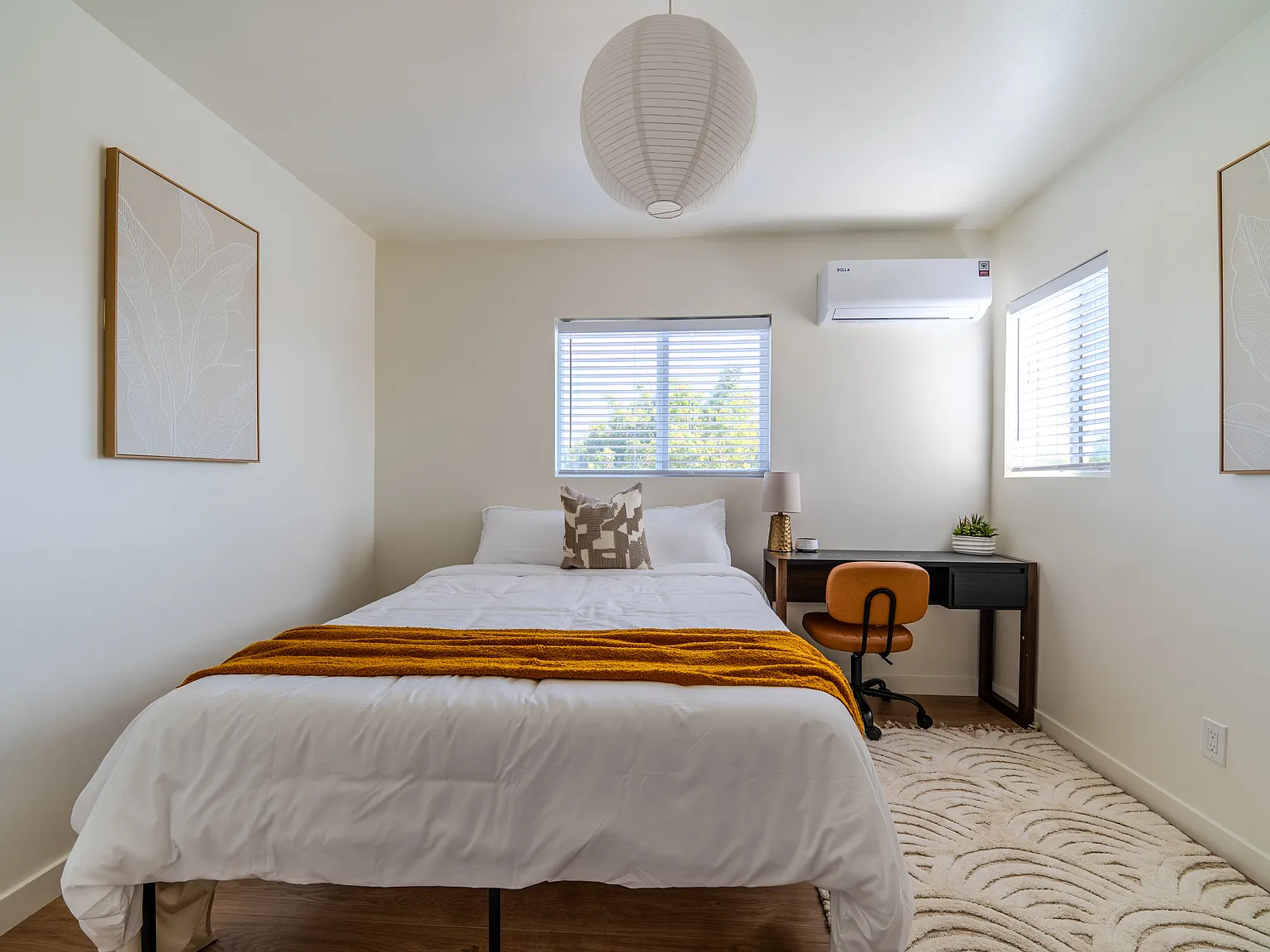 3 bed, 950 sqft, $4,500 — Photo 4
