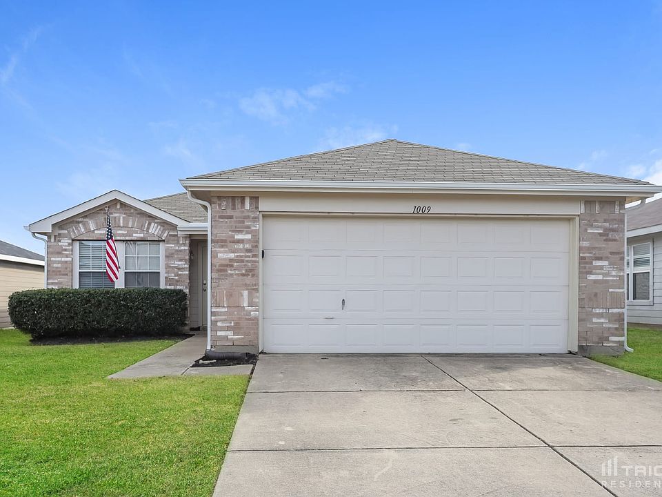 1st image of 1009 Live Oak Dr