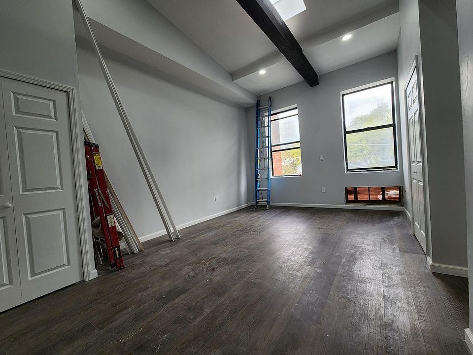 1st image of 69 Sparta Ave #312