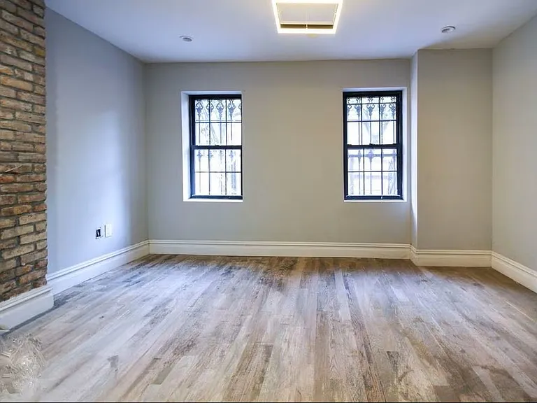 1205 Jefferson Ave #1 — Photo 5