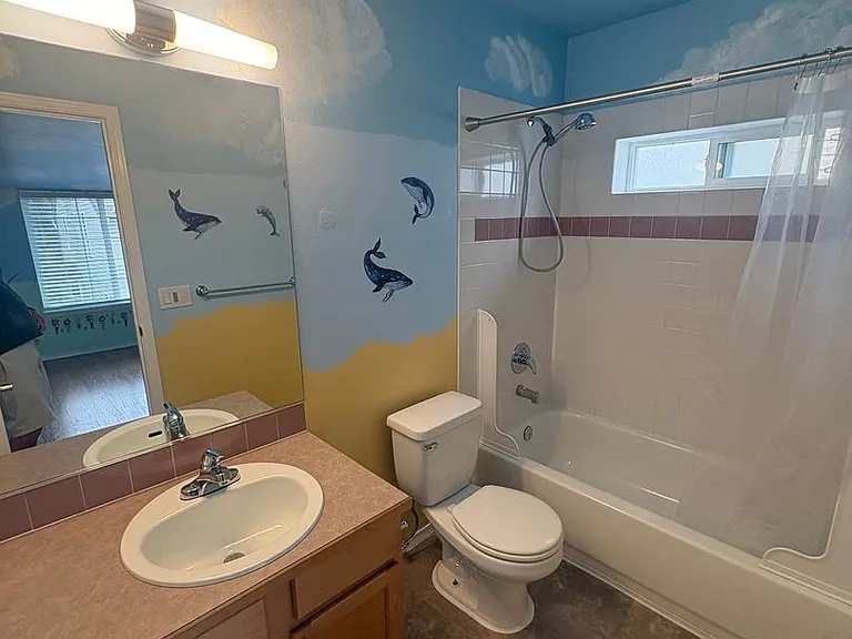 12549 Roosevelt Way NE #4 — Photo 22