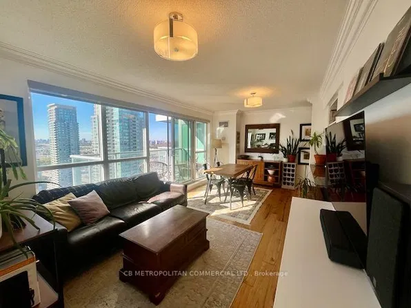 70 Town Centre Ct #2607, Toronto, ON M1P 0B2