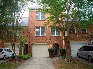 614 Guy Ln, Newport News, VA 23602