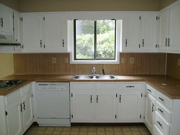 5th image of 3385 Brookhill Cir