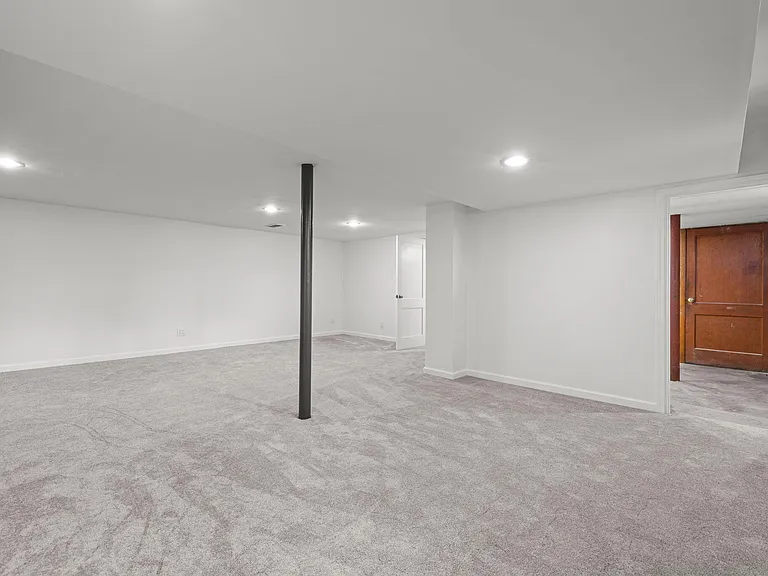 3026 Devonshire Dr — Photo 24