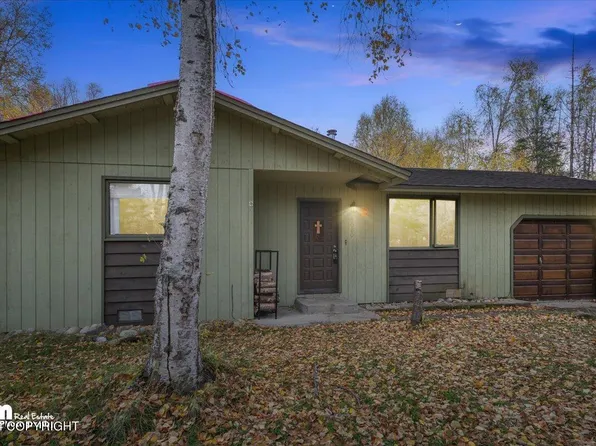 2080 E Wolverine Cir, Wasilla, AK 99654