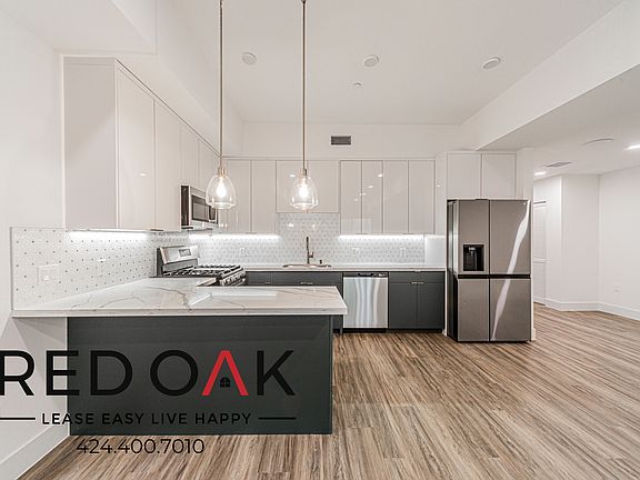 5th image of 4000 Mont Clair St #101