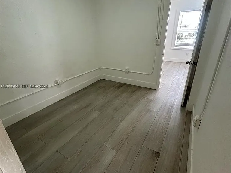 967 SW 5th St #14 — Photo 7