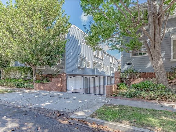 4th image of 1830 Stoner Ave APT 2