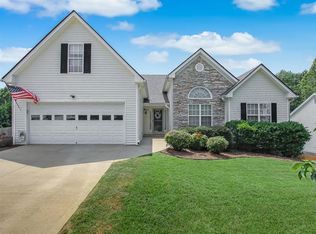 6387 Compass Dr, Flowery Branch, GA 30542