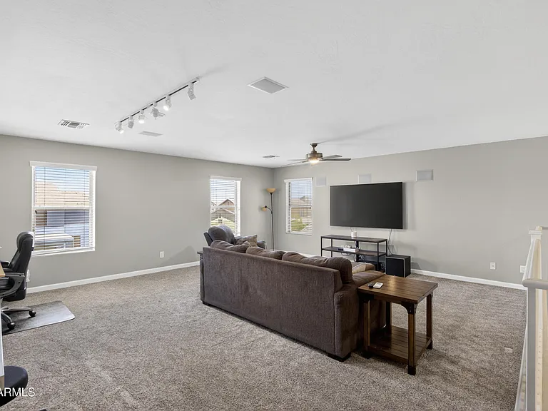 734 W Desert Seasons Dr — Photo 19