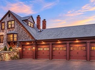 215 Sohier St #215A, Cohasset, MA 02025