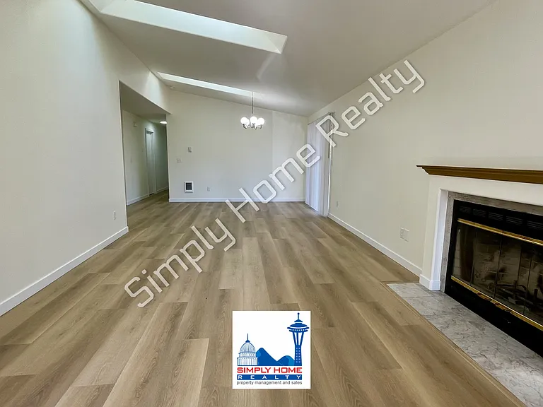 3 bed, 2.0 bath, 1234 sqft, $2,650 — Photo 20