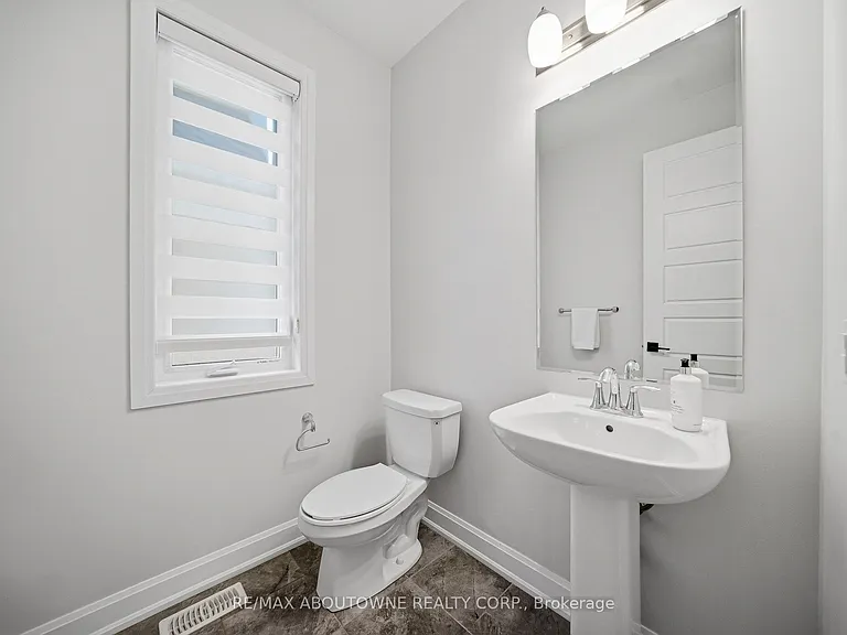 3281 Post Rd — Photo 7