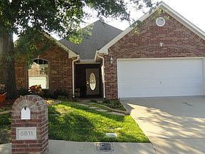 1st image of 5811 Hollybrook Dr