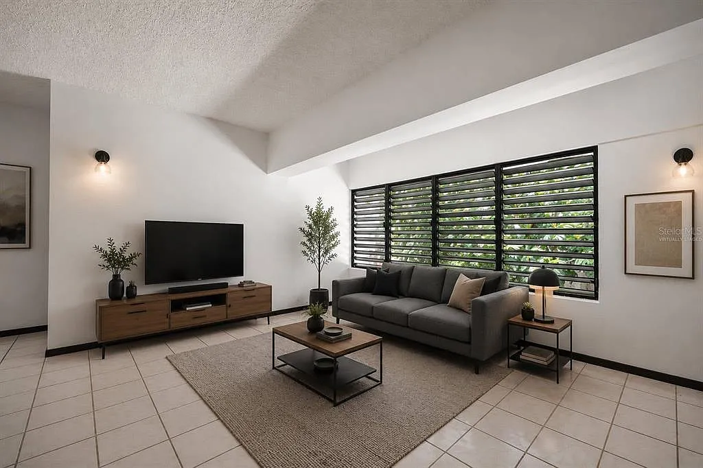 3 bed, 1.0 bath, 796 sqft, $1,150 — Photo 4