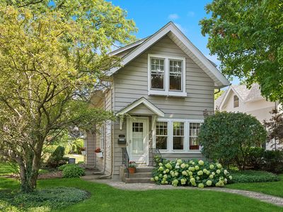 (Undisclosed Address), Winnetka, IL, 60093