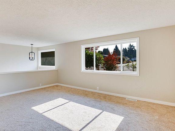 2nd image of 4416 S 296th Pl