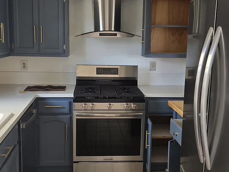 823 Maple St #C — Photo 3