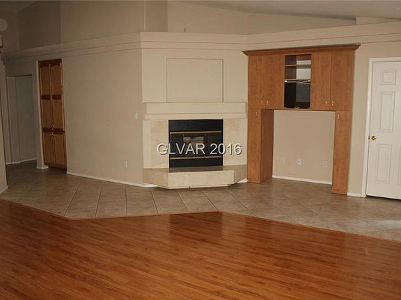 4th image of 9515 Adobe Arch Ct