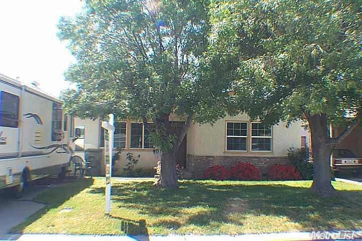 1st image of 1671 Lois Way