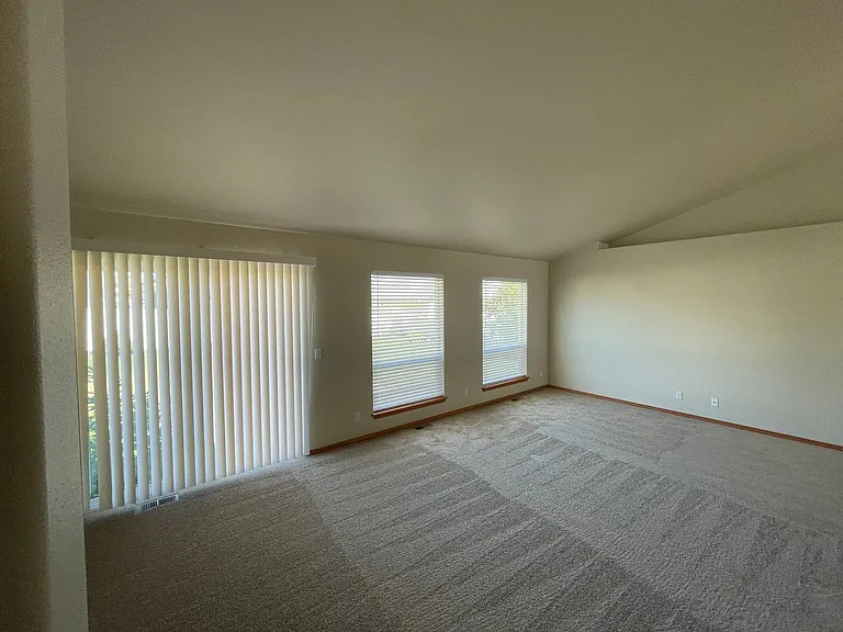 1200 E Warm Springs Ave — Photo 9