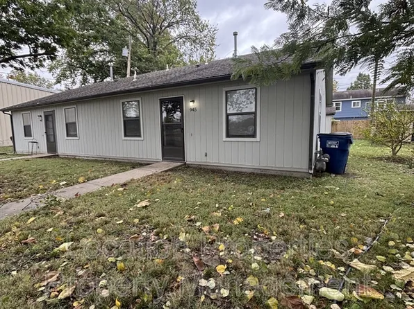 945 Homewood St #1, Lawrence, KS 66044