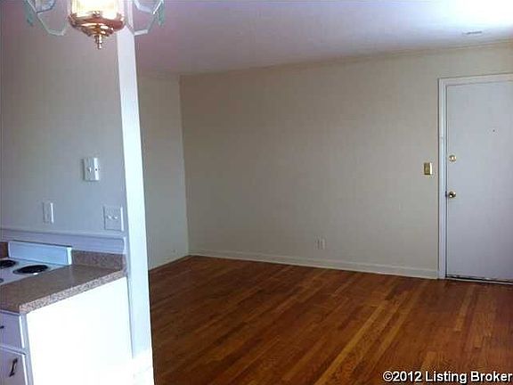 3rd image of 2901 Noe Ct