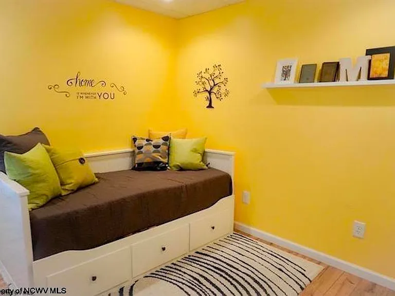 409 Saint Andrews Dr — Photo 27