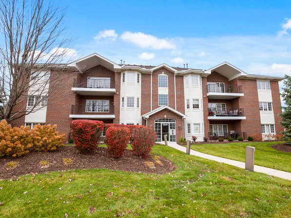 13097 Laurel Glen Ct APT 302, Palos Heights, IL 60463
