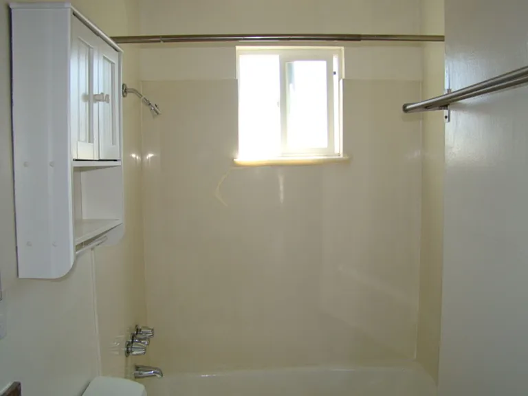 440 N Fair Oaks Ave — Photo 4