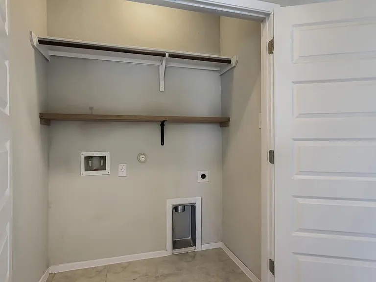 1310 Goforth Rd — Photo 19