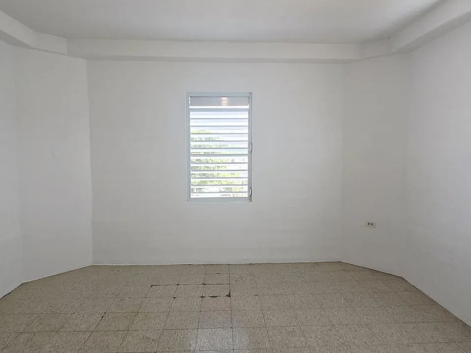 185 Avenue Noel Estrada