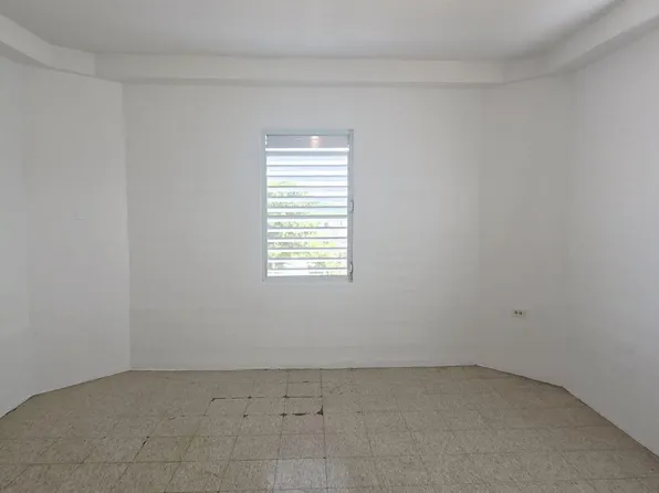 185 Avenue Noel Estrada, Aguadilla, PR 00603