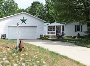 2922 Old State Rd, Weidman, MI 48893