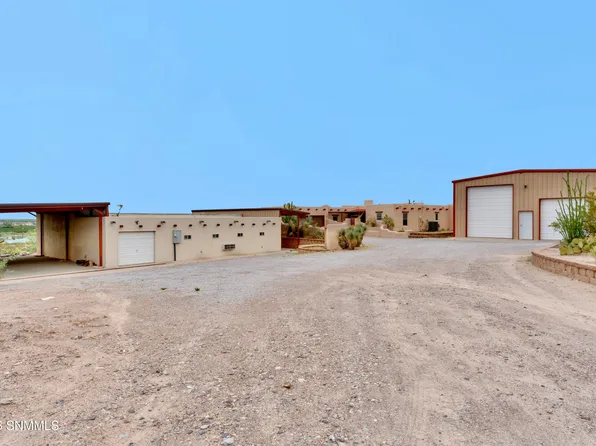 1815 Vista Sierra Ct, Las Cruces, NM 88005