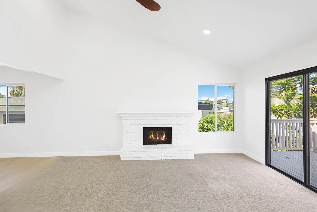 2 bed, 1.5 bath, 1300 sqft, $4,500 — Photo 4