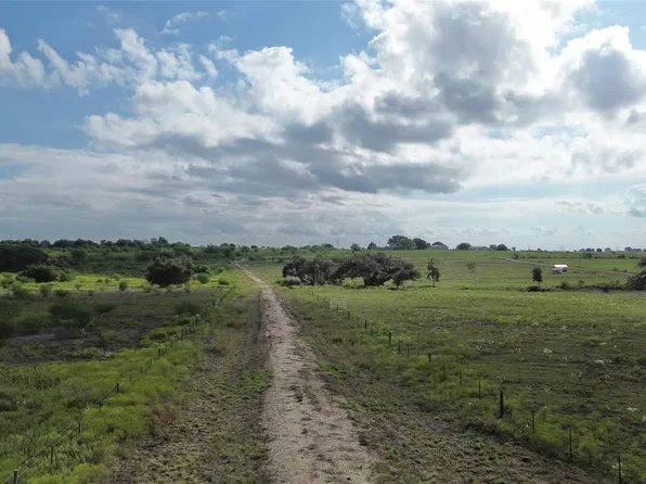 County Road 256, Moulton, TX 77975